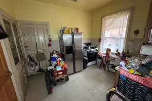 2814 W Fletcher St, Chicago, IL 60618 - Photo 15