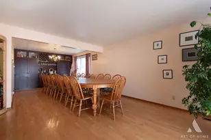 9345 S 82nd Ct, Hickory Hills, IL 60457 - Photo 3