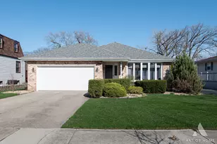 9345 S 82nd Ct, Hickory Hills, IL 60457 - Photo 1