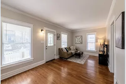 655 Glenwood Avenue, Joliet, IL 60435 - Photo 5