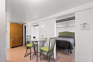 3036 N Kedzie Ave, Chicago, IL 60618 - Photo 23