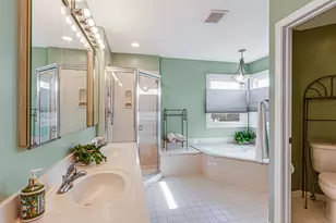 2212 Magnolia Ct W, Buffalo Grove, IL 60089 - Photo 13