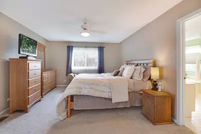 2212 Magnolia Court W, Buffalo Grove, IL 60089 - Photo 11