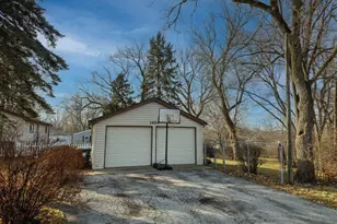 1484 N Hicks Rd, Palatine, IL 60067 - Photo 19