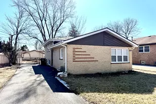 2217 W 156th Pl, Markham, IL 60426 - Photo 3