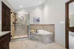 946 Montgomery Ct, Naperville, IL 60540 - Photo 19