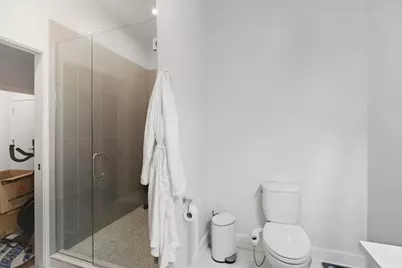 2317 N Clark Street #310, Chicago, IL 60614 - Photo 9