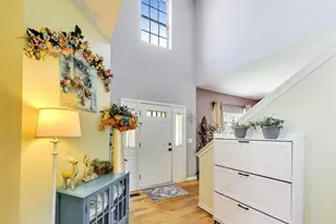 447 Talismon Ct, Crystal Lake, IL 60012 - Photo 7