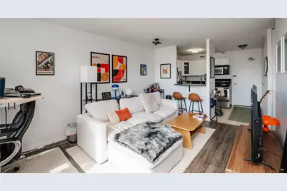 1360 N Sandburg Terrace #1409C, Chicago, IL 60610 - Photo 3