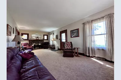 1305 W 3rd Street, Sterling, IL 61081 - Photo 21