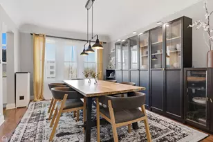 2331 W Farwell Ave, Chicago, IL 60645 - Photo 15