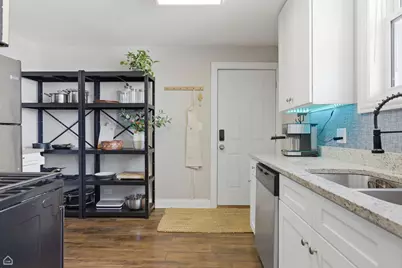 2331 W Farwell Avenue #3N, Chicago, IL 60645 - Photo 23