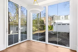 6 S Elm St, Hinsdale, IL 60521 - Photo 9