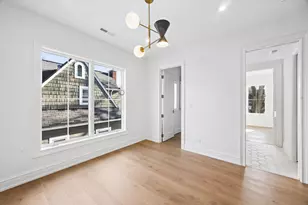 6 S Elm St, Hinsdale, IL 60521 - Photo 17