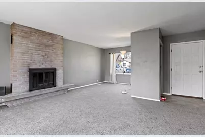 1502 River Bluff Boulevard, Rockford, IL 61103 - Photo 7