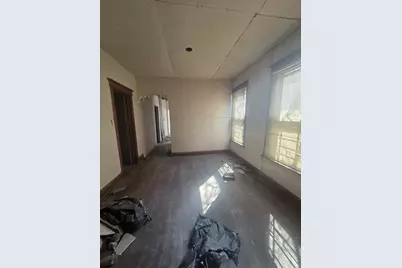 11705 S Lafayette Avenue, Chicago, IL 60628 - Photo 3