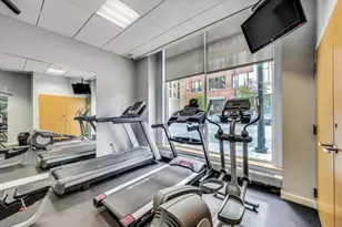 757 N Orleans St, Chicago, IL 60654 - Photo 27