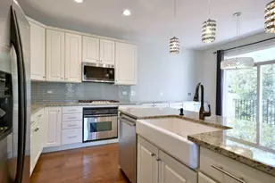 982 Indigo Ct, Hanover Park, IL 60133 - Photo 7