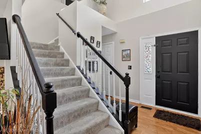 705 Timothy Court, East Dundee, IL 60118 - Photo 5