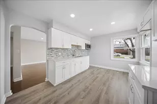 7732 S Springfield Ave, Chicago, IL 60652 - Photo 5