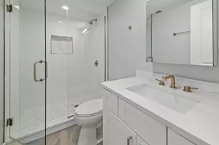 1349 N Noble St, Chicago, IL 60642 - Photo 15