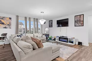 668 Braemore Lane, Yorkville, IL 60560 - Photo 11