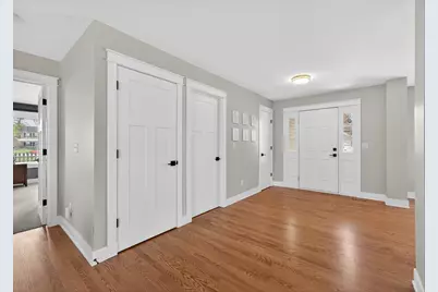 133 Heatherfield Lane, Dekalb, IL 60115 - Photo 9