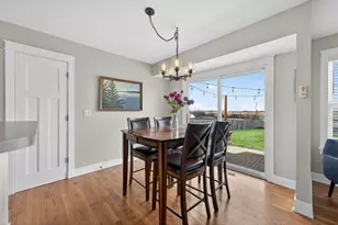 133 Heatherfield Ln, Dekalb, IL 60115 - Photo 5