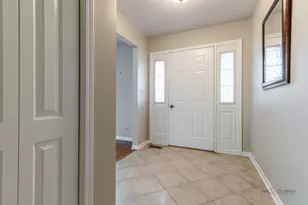 1128 Aegean Dr, Schaumburg, IL 60193 - Photo 7