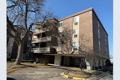 1331 S Finley Road #104, Lombard, IL 60148 - Photo 1