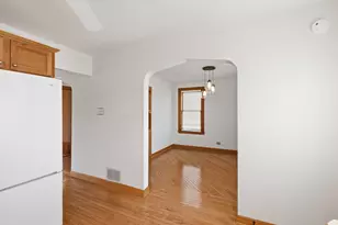 5435 S Newcastle Ave, Chicago, IL 60638 - Photo 11