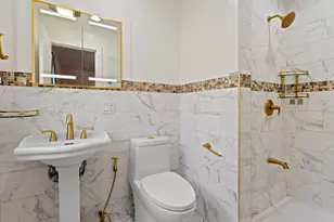 3025 W Rosemont Ave, Chicago, IL 60659 - Photo 25