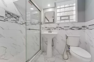 3025 W Rosemont Ave, Chicago, IL 60659 - Photo 23