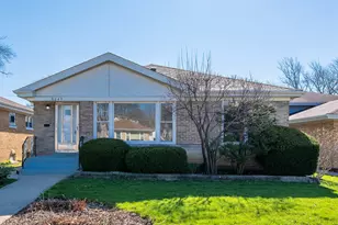 8049 E Prairie Rd, Skokie, IL 60076 - Photo 1