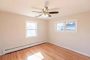 8049 E Prairie Rd, Skokie, IL 60076 - Photo 9