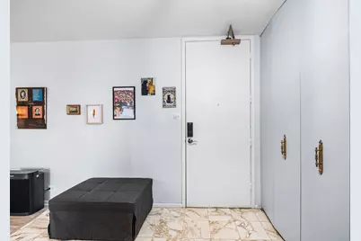 6833 N Kedzie Avenue #1404, Chicago, IL 60645 - Photo 3