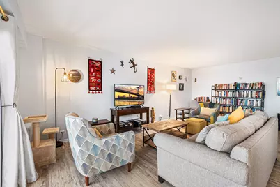 6833 N Kedzie Avenue #1404, Chicago, IL 60645 - Photo 7