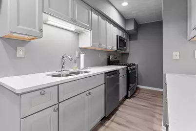 128 S 8th Street, Rochelle, IL 61068 - Photo 5