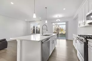 4110 Chelsea Mnr Cir, Aurora, IL 60504 - Photo 7