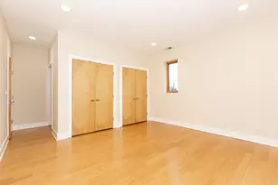 5766 N Lincoln Ave, Chicago, IL 60659 - Photo 9