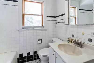 [Address not provided], Chicago, IL 60645 - Photo 9