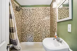 1031 Adelia St, Downers Grove, IL 60516 - Photo 7