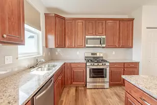 2251 Coventry Cir S, Sycamore, IL 60178 - Photo 5