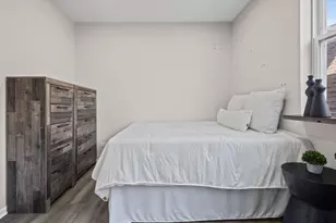 2305 N Austin Ave, Chicago, IL 60639 - Photo 15