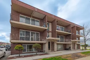 6914 W 65th St, Chicago, IL 60638 - Photo 3