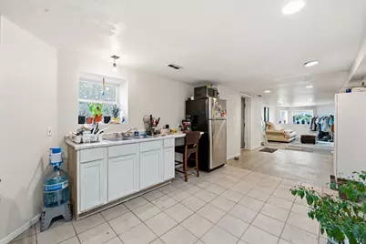 1637 S Saint Louis Avenue #Garden, Chicago, IL 60623 - Photo 3