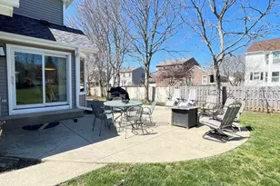 886 Saugatuck Trail, Vernon Hills, IL 60061 - Photo 31