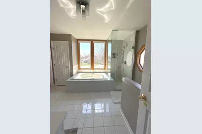 886 Saugatuck Trail, Vernon Hills, IL 60061 - Photo 21