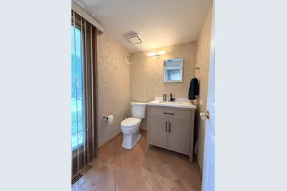 886 Saugatuck Trail, Vernon Hills, IL 60061 - Photo 15