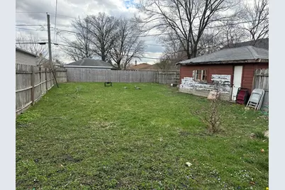 115 E Division Street, Villa Park, IL 60181 - Photo 5